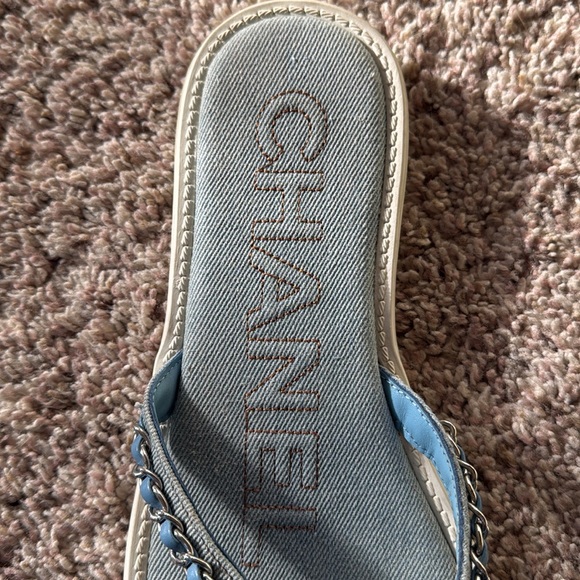CHANEL denim chain flip flops size 40 - Picture 7 of 14